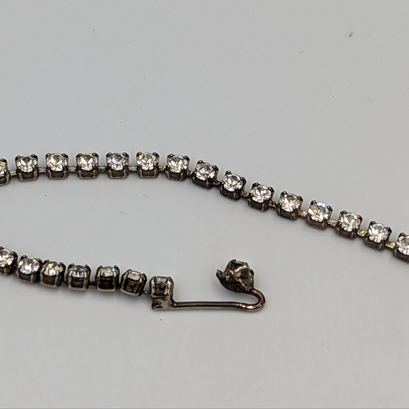 Black & Clear Rhinestones Necklace Silver Tone Vintage Statement Hook Clasp 16" - Picture 9 of 11